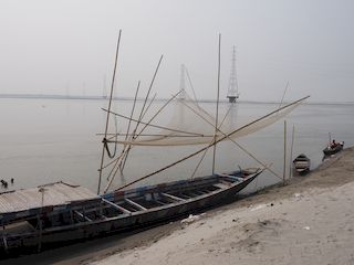 Assam, India • Aan de oevers van de Brahmaputra ( India, Assam )
