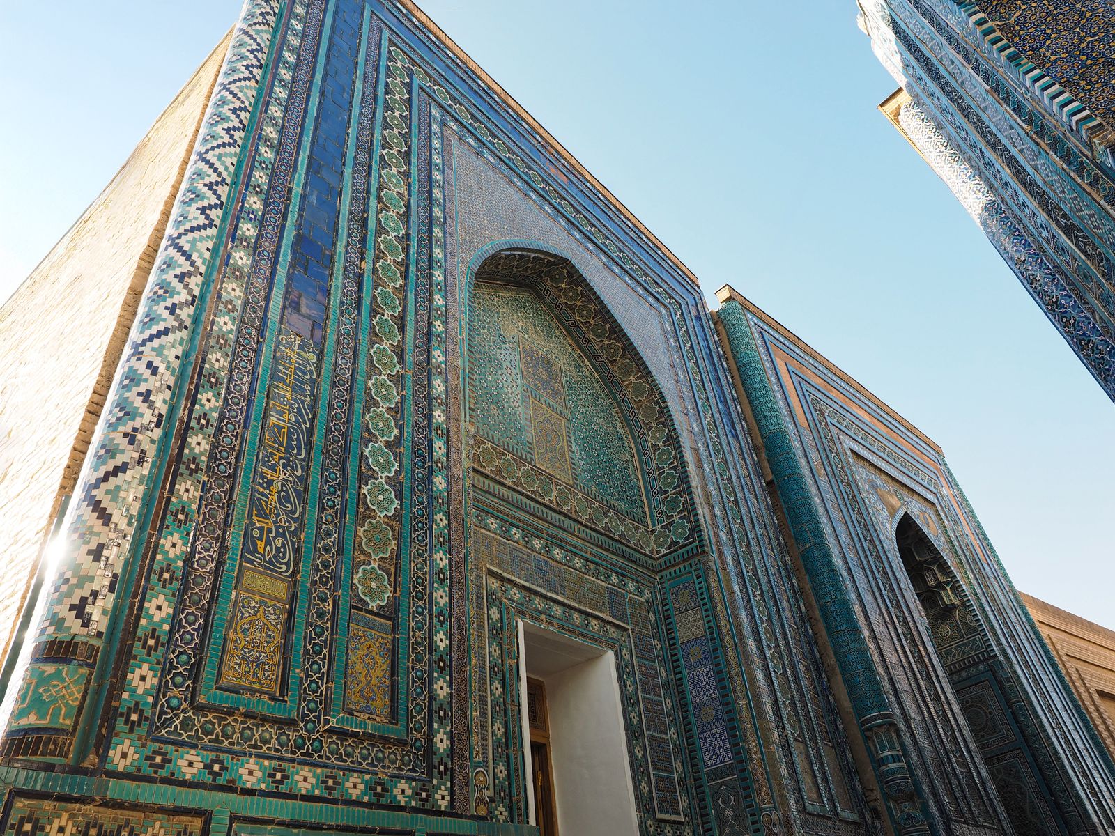 Samarcande • Nécropole de Shah-i-Zindah - Joyau Sacré d'Architecture