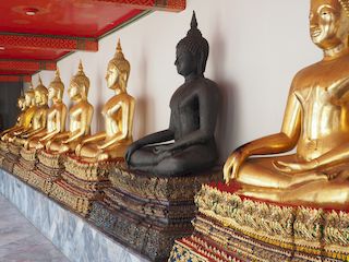 alignment of buddhas, Bangkok • Thailand