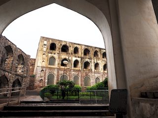 de munitieopslagplaats in het Golconda Fort, Hyderabad • India • Telangana