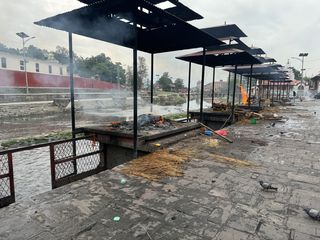 Pashupatinath, les bûchers, Kathmandu  • Népal