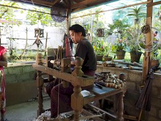 parasol handle manufacturing, Pindaya • Myanmar