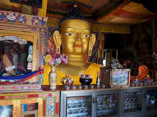 tête du bouddha géant, Shey  • Inde • Ladakh