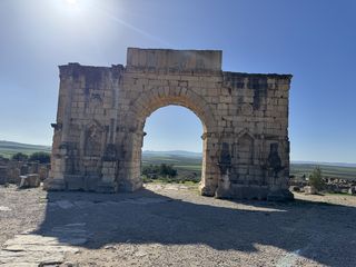 het triomfboog, Volubilis • Marokko