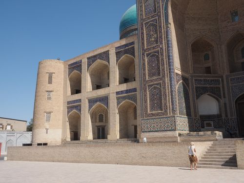 Bukhara • Madrasa Mir-i-Arab - Centre historique de l’enseignement islamique