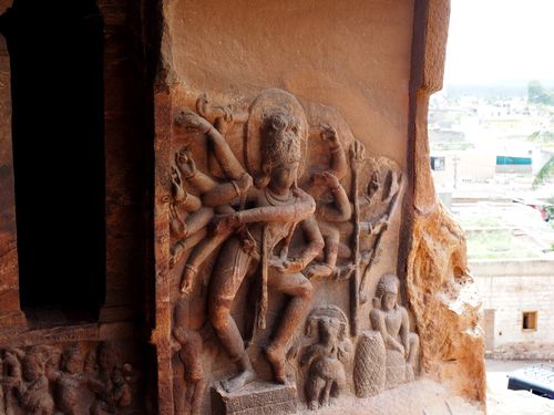 Badami • Cave No.1: bas-relief of dancing Shiva ( India, Karnataka )