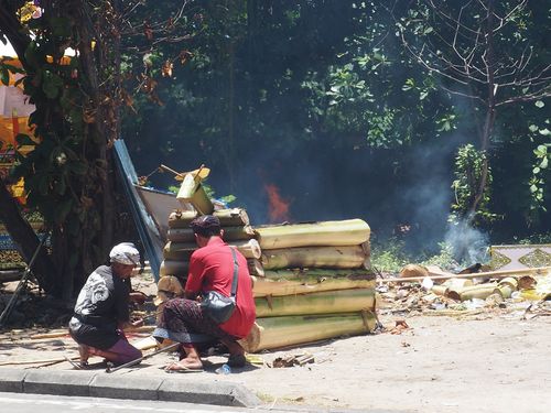 Denpasar • Cremation on the beach ( Indonesia, Bali )