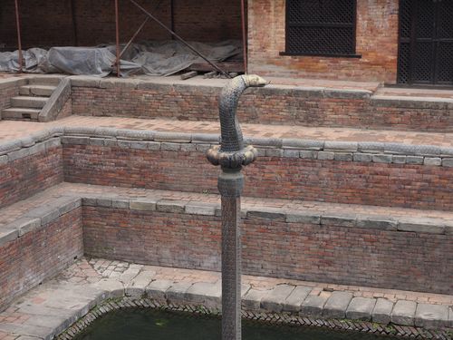 Bhaktapur • Fontaine d'Or ( Népal,  )