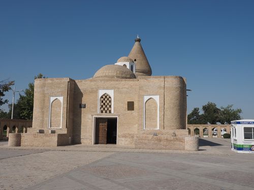 Bukhara • Mausolée Chashma-Ayub - Légende d'Ayub & Art Architectural