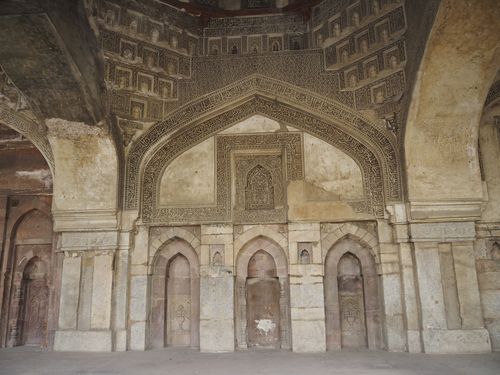 Delhi • Shish Gumbad: à l'intérieur du mauslée ( Inde, Delhi (NTC) )