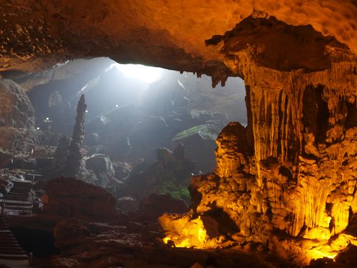 Halong • Sung Sot Cave ( Vietnam,  )