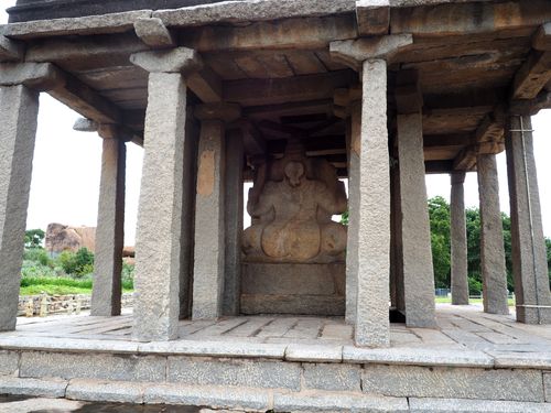 Hampi • Temple Sasivekalu Ganesha ( Inde, Karnataka )