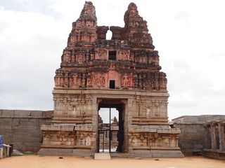 Hampi • Vittala Temple: Gopuram ( India, Karnataka )