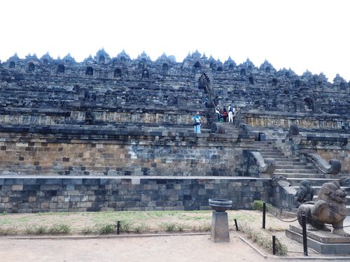 Yogyakarta • Borobudur temple: mountain temple overview ( Indonesia, Java )