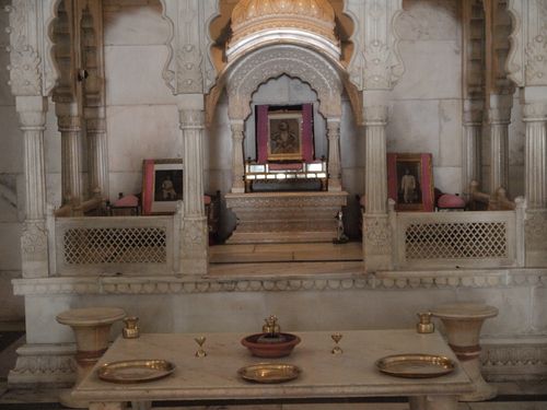 Jodhpur • Cénotaphe Jaswant Thada: l'intérieur du cénotaphe ( Inde, Rajasthan )