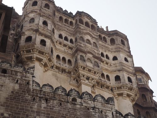 Jodhpur • Mehrangarh Fort: facade of the fort ( India, Rajasthan )