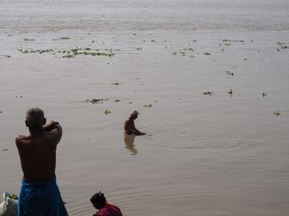 Kolkata • Hooghly Rivier ( India, West-Bengalen )