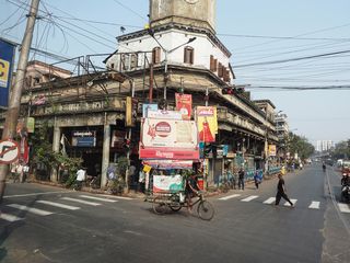 Kolkata • in the streets of the metropolis ( India, West Bengal )