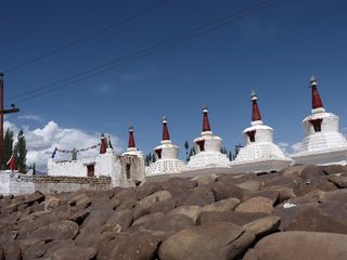 High Plateau • Chörtens of Ladakh ( India, Ladakh )