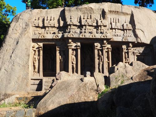 Mahabalipuram • Grotte Thirumoorti: vue d'ensemble de la grotte ( Inde, Tamil Nadu )