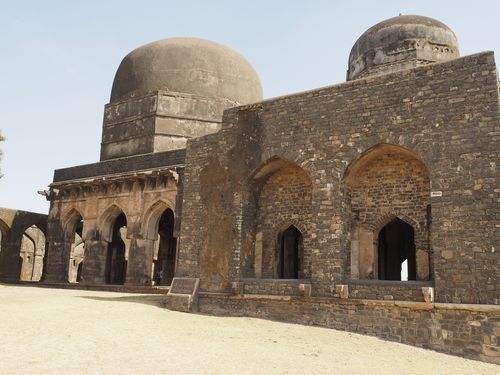Mandu • Hathi Mahal ( India, Madhya Pradesh )