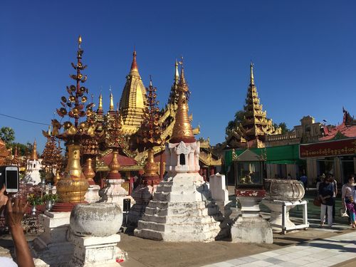 Nyaung U • Shwezigon Pagoda ( Myanmar,  )