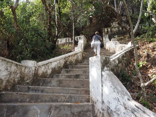 Ban Pak Ou • Grottes de Pak Ou ( Laos,  )